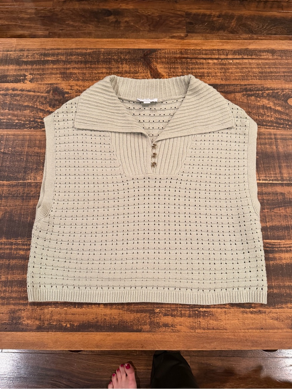 Marc New York light Sage green Openwork Knit V-Neck Sleeveless Top